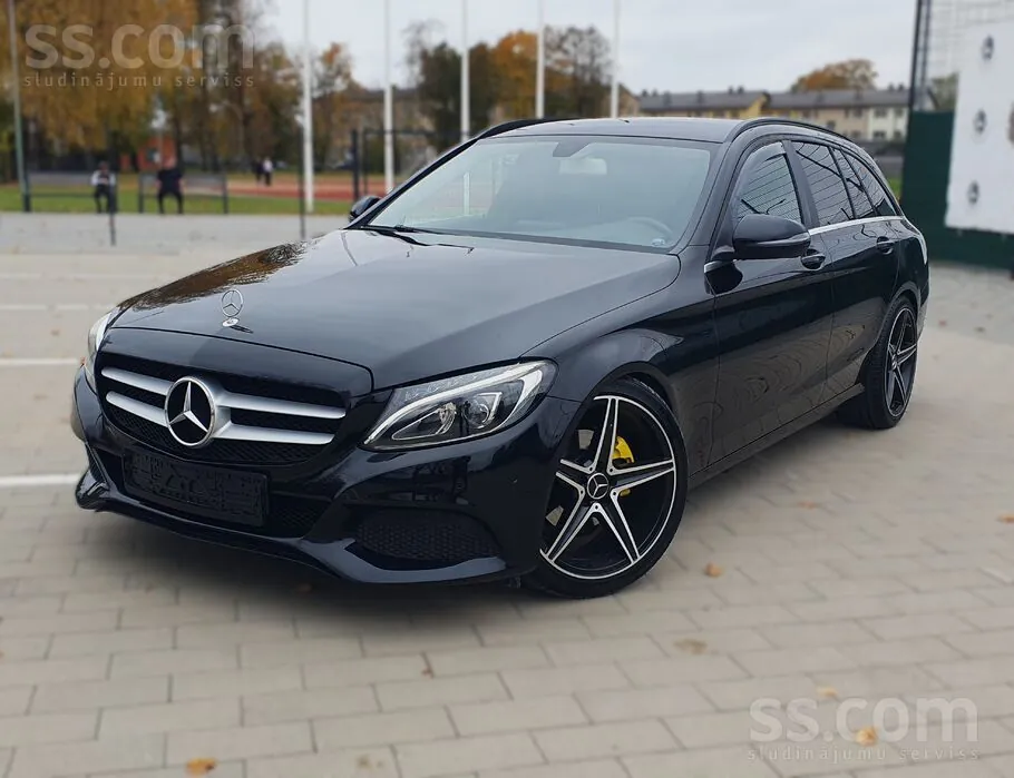 Mercedes-Benz C220