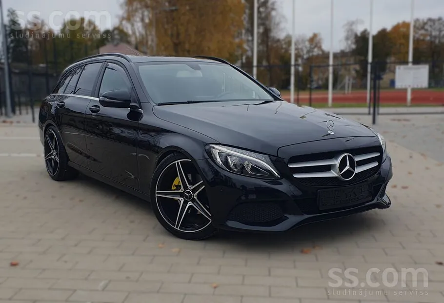 Mercedes-Benz C220 2016 photo 4