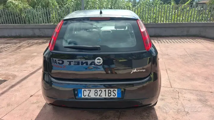 Fiat Grande Punto 2005 photo 5