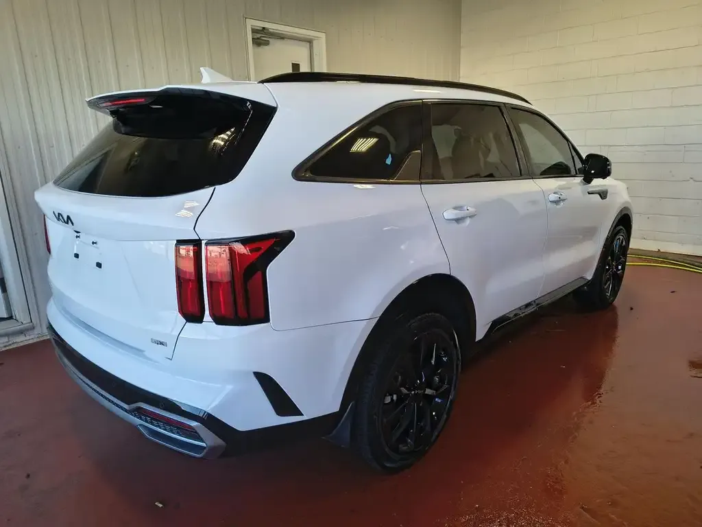 Kia Sorento 2023 photo 2