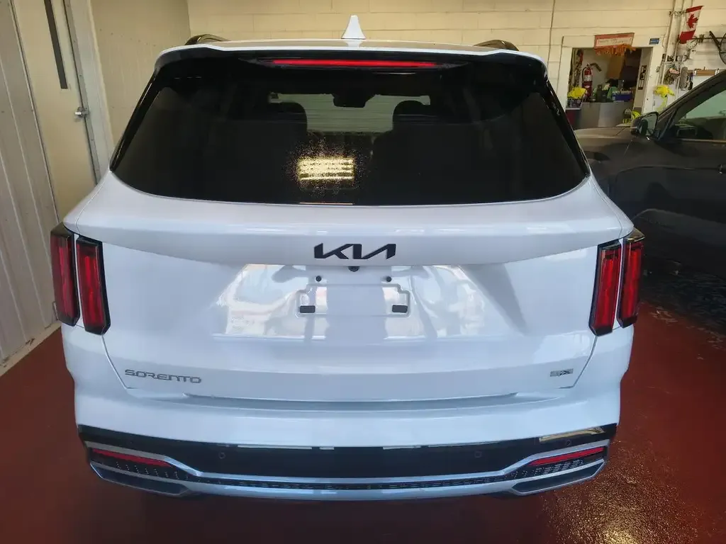 Kia Sorento 2023 photo 4