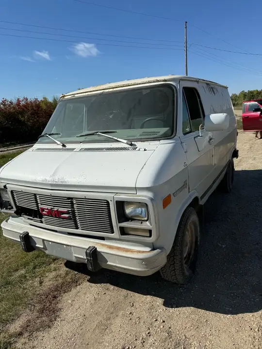 GMC Safari