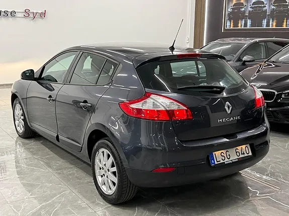 Renault Megane 2011 photo 3