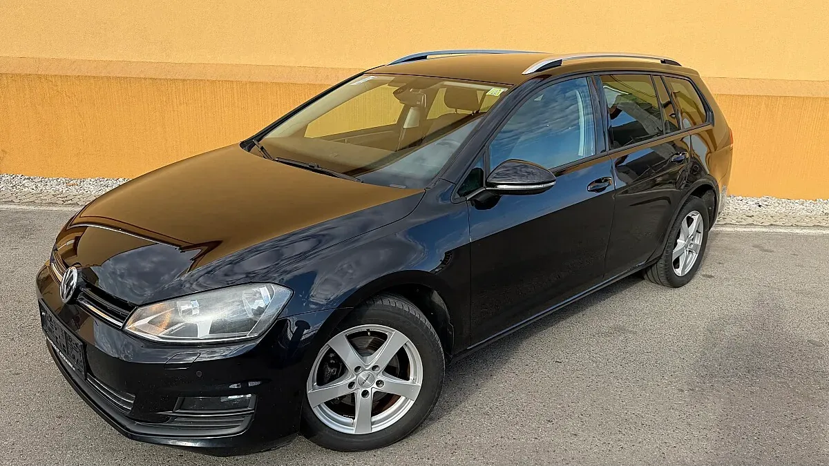 Volkswagen Golf 2013 photo 2