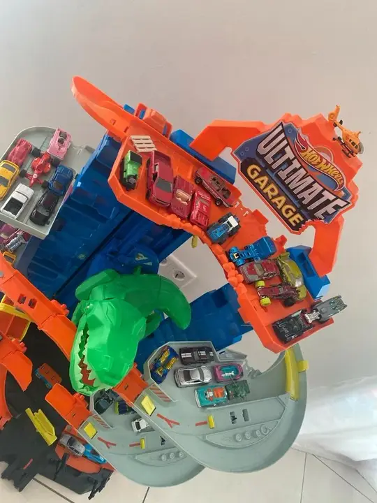 Hot Wheels Ultimate Garage