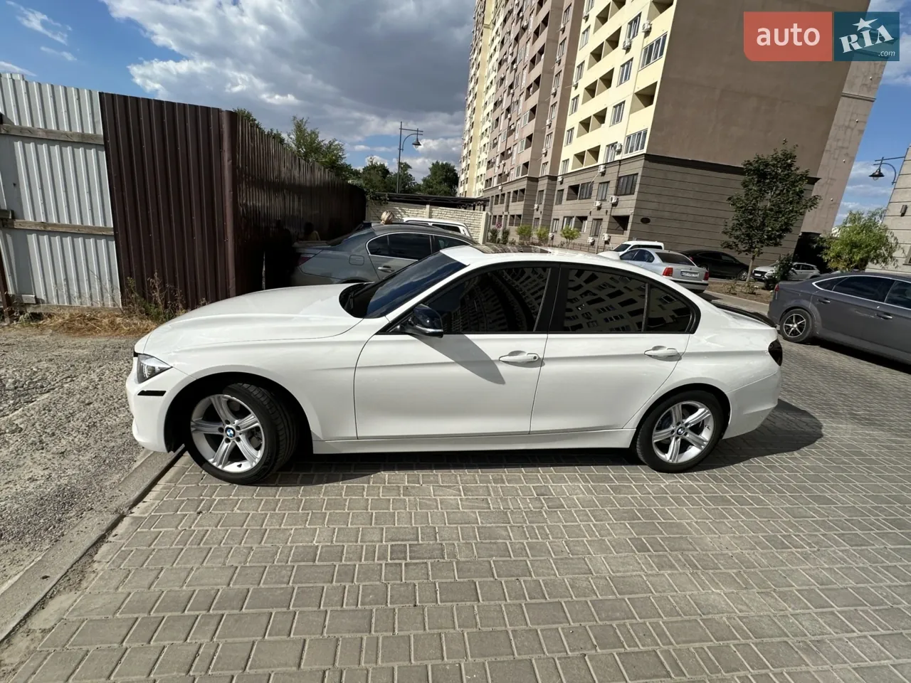 BMW 3 Series 2014 photo 5
