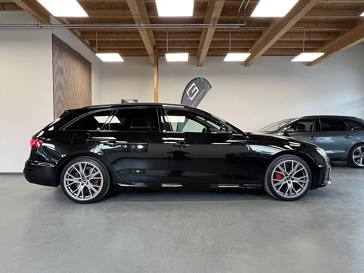 Audi A4 2022 photo 3