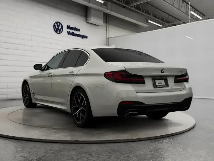 BMW 5 Series 2022 photo 3