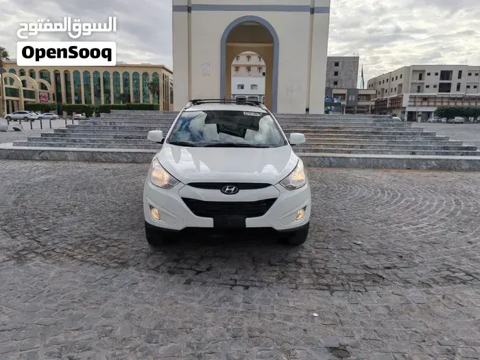 Hyundai Tucson 2012 photo 2