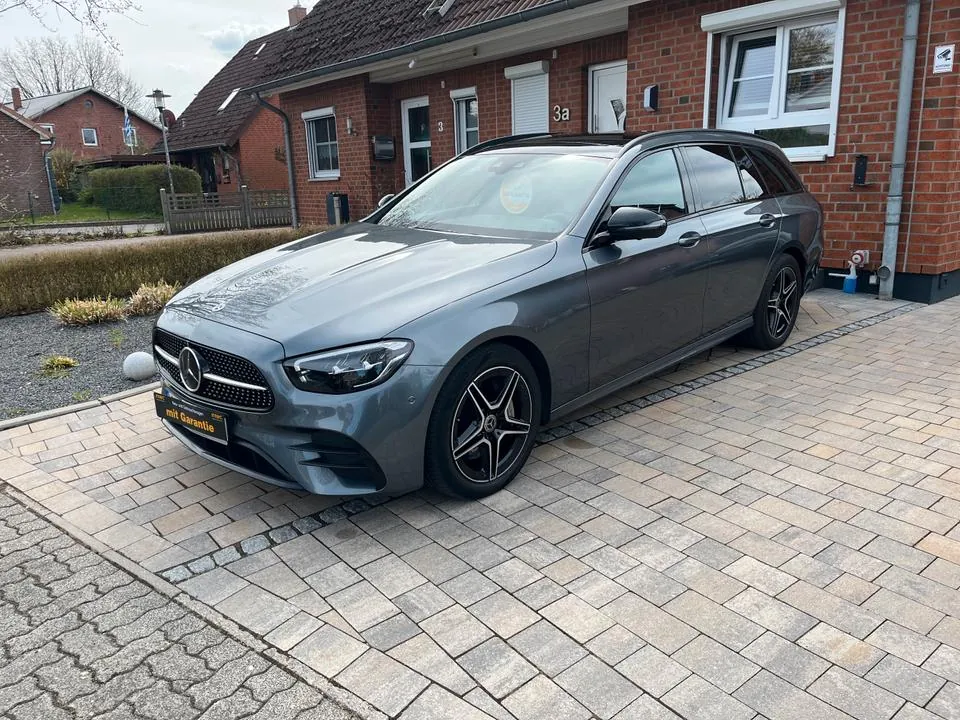 Mercedes-Benz E 300