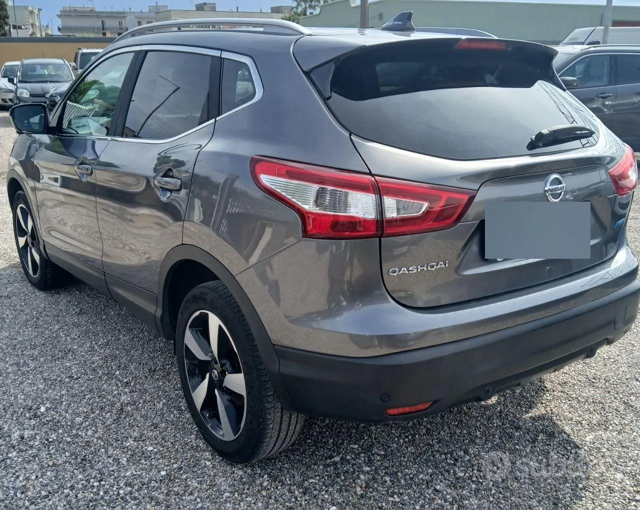 Nissan Qashqai 2015 photo 2