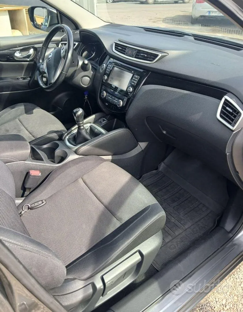 Nissan Qashqai 2015 photo 5