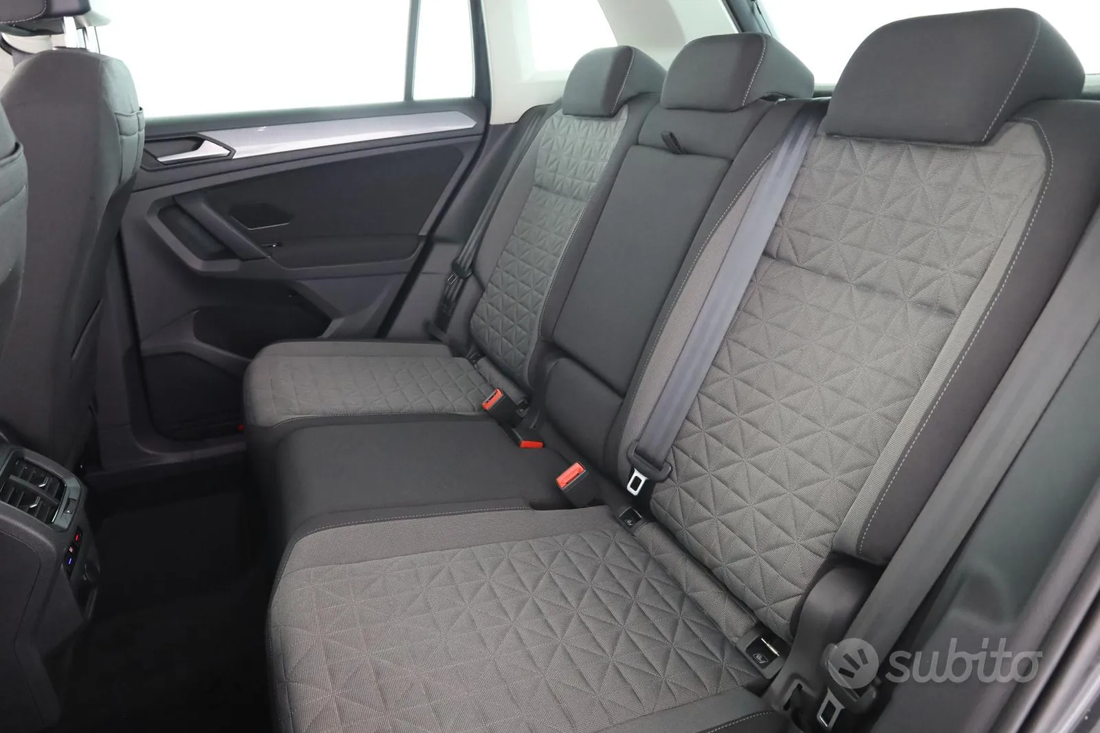 Volkswagen Tiguan 2021 photo 3