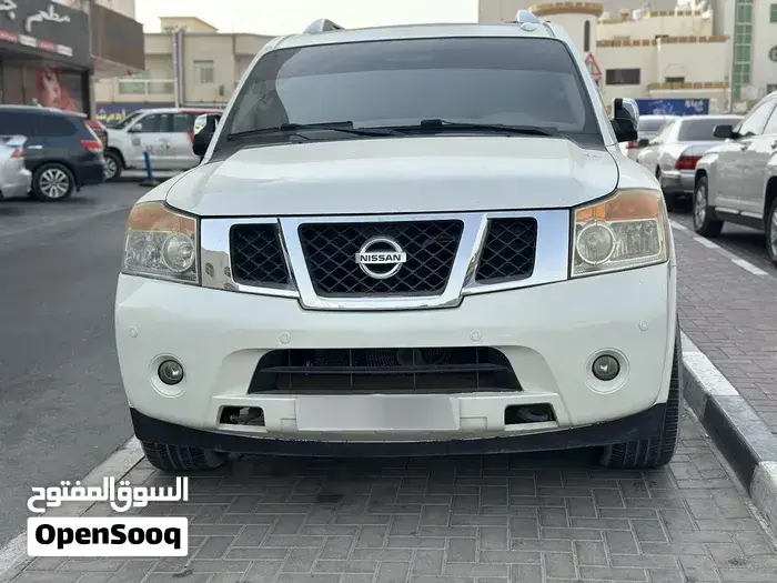 Nissan Armada 2014 photo 5