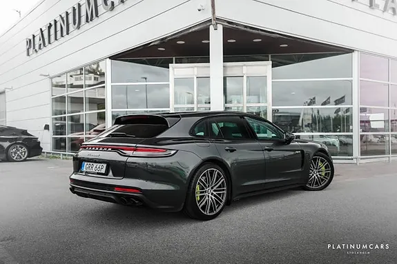 Porsche Panamera 4 2022 photo 2