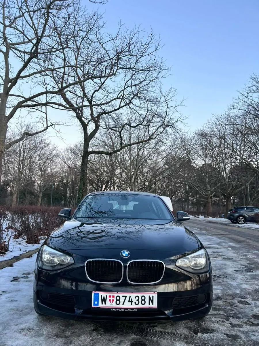 BMW 1 Series 2012 photo 2