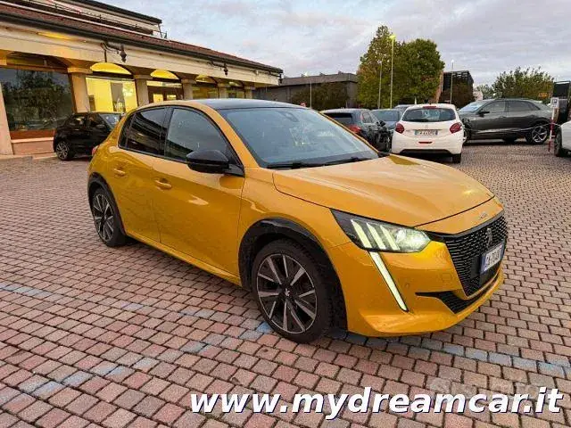 Peugeot 208 2020 photo 3