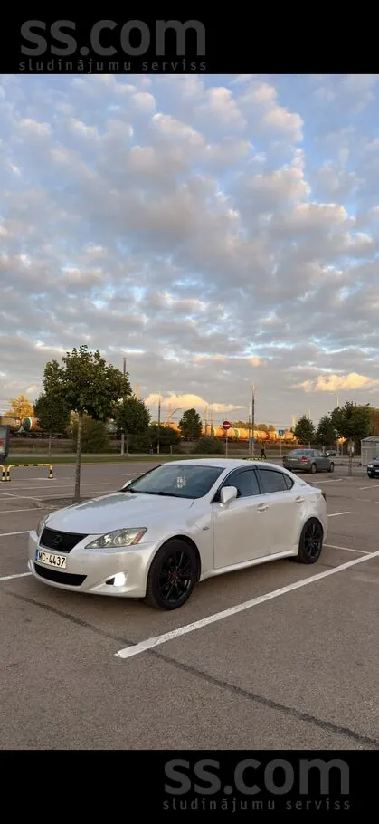 Lexus Is 2006 photo 2