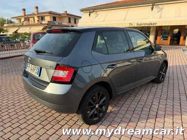 Skoda Fabia 2018 photo 4