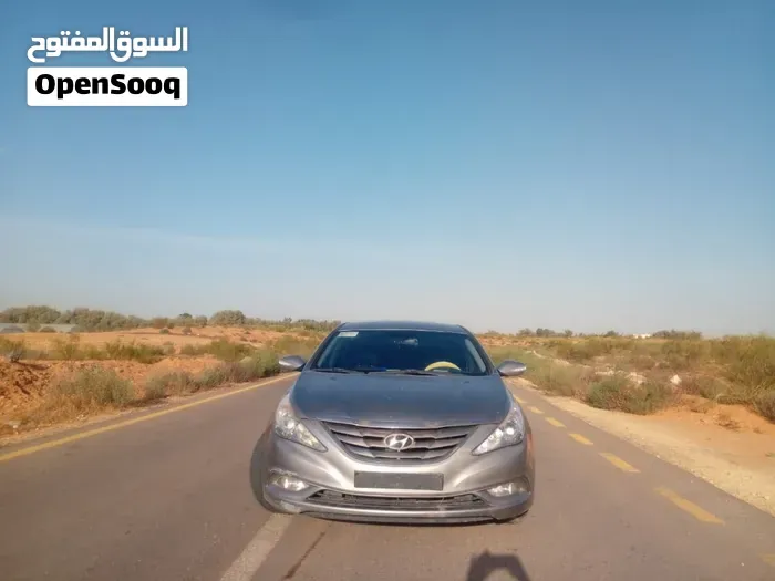 Hyundai Sonata 2012 photo 2