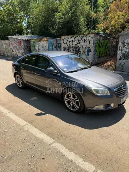 Opel Insignia 2010 photo 2