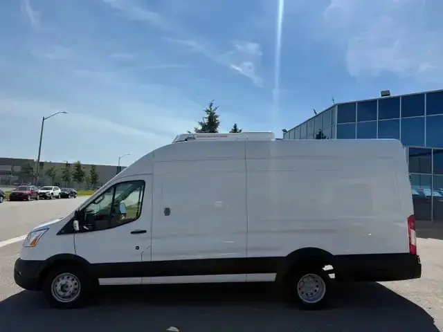 Ford Transit 2021 photo 2