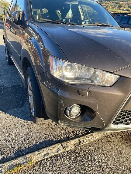 Mitsubishi Outlander 2011 photo 3