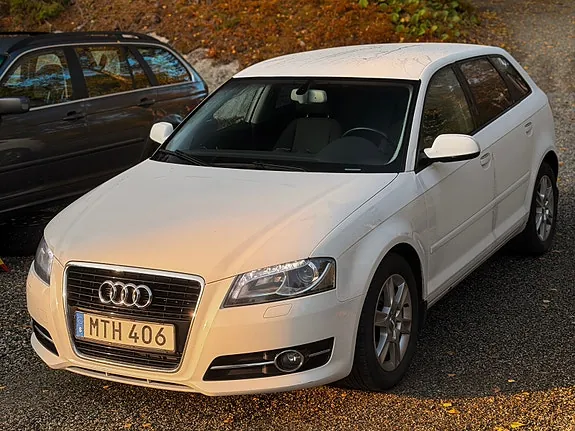 Audi A3 2012 photo 2