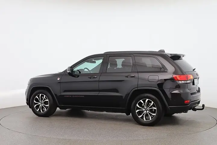 Jeep Grand Cherokee 2019 photo 3