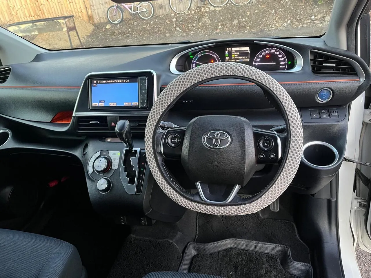 Toyota Sienta 2016 photo 5