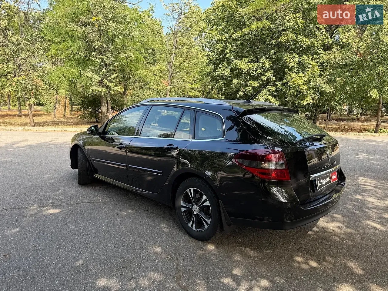 Renault Laguna 2011 photo 5