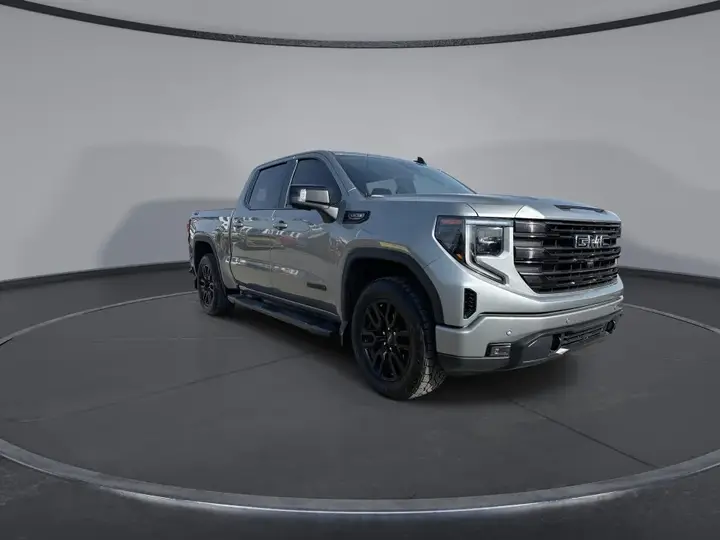 GMC Sierra 1500 2025 photo 2