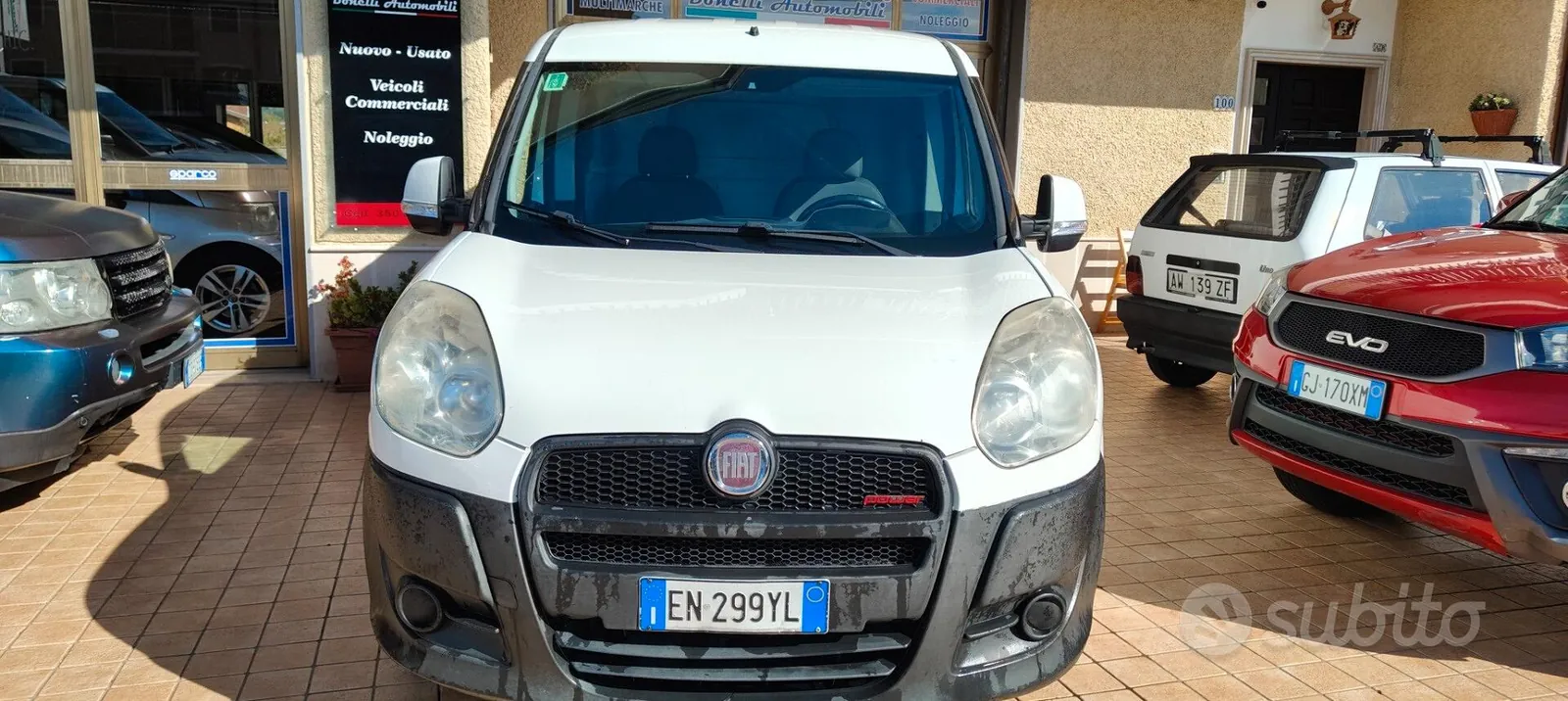 Fiat Doblo 2012 photo 2