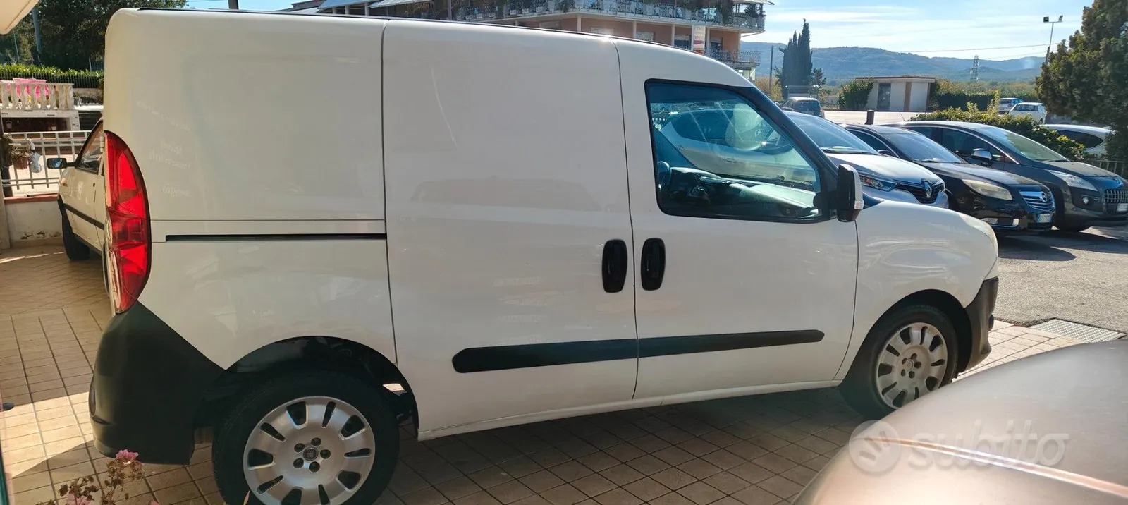 Fiat Doblo 2012 photo 3