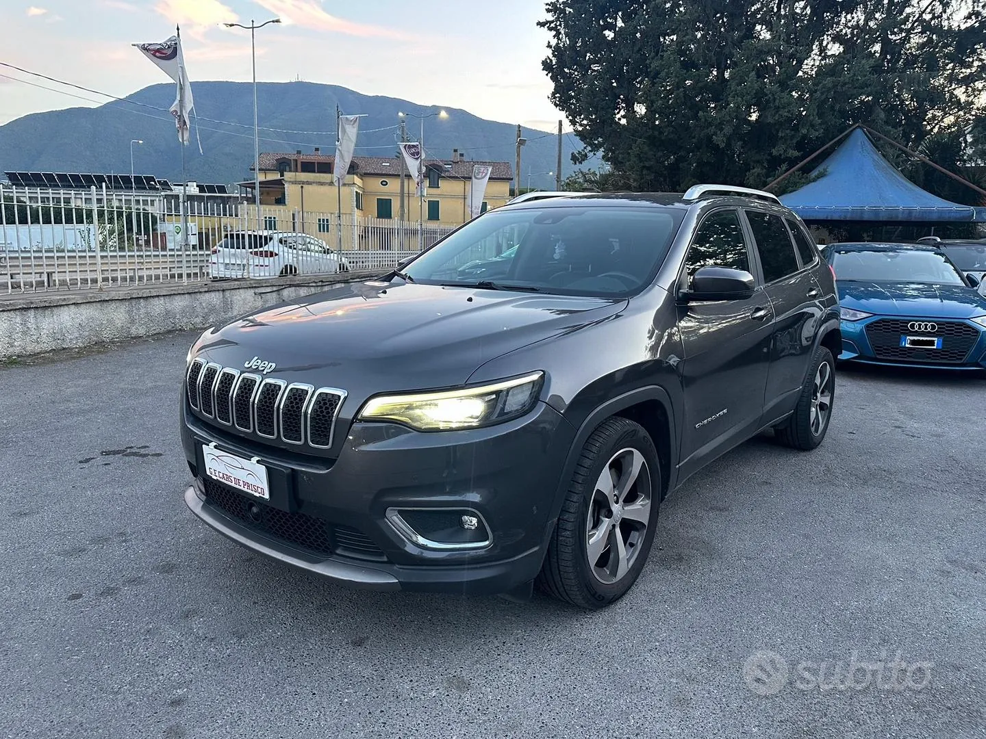 Jeep Cherokee 2019 photo 3