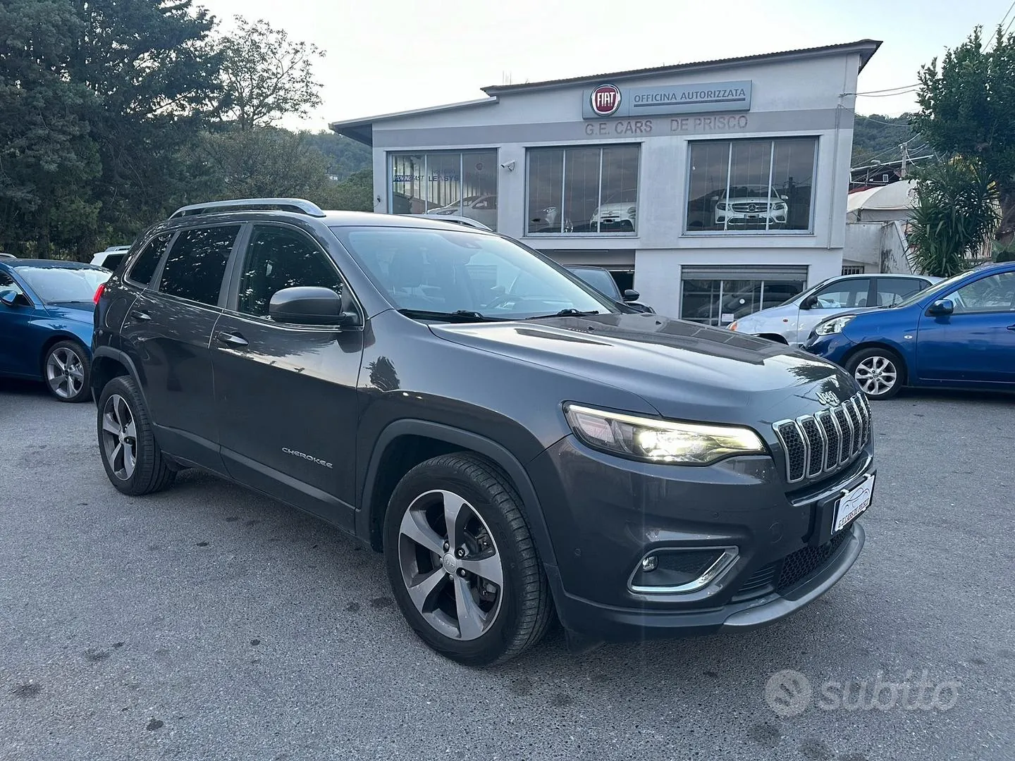 Jeep Cherokee