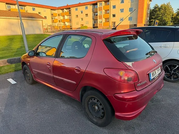 Peugeot 206 2007 photo 2