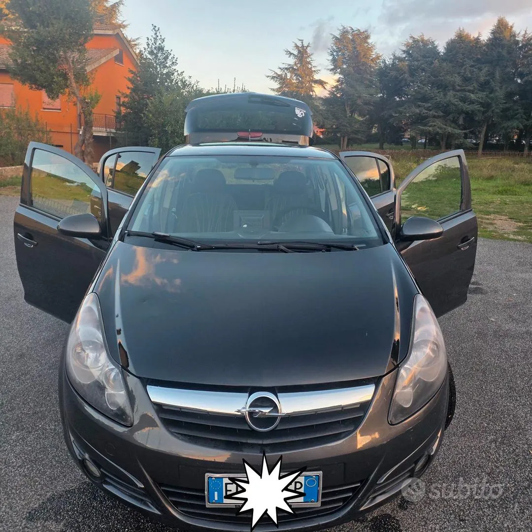 Opel Corsa 2012 photo 2