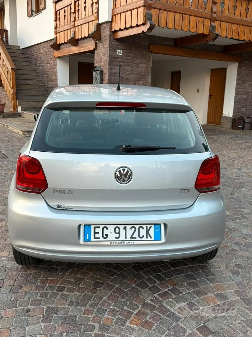 Volkswagen Polo 2010 photo 3