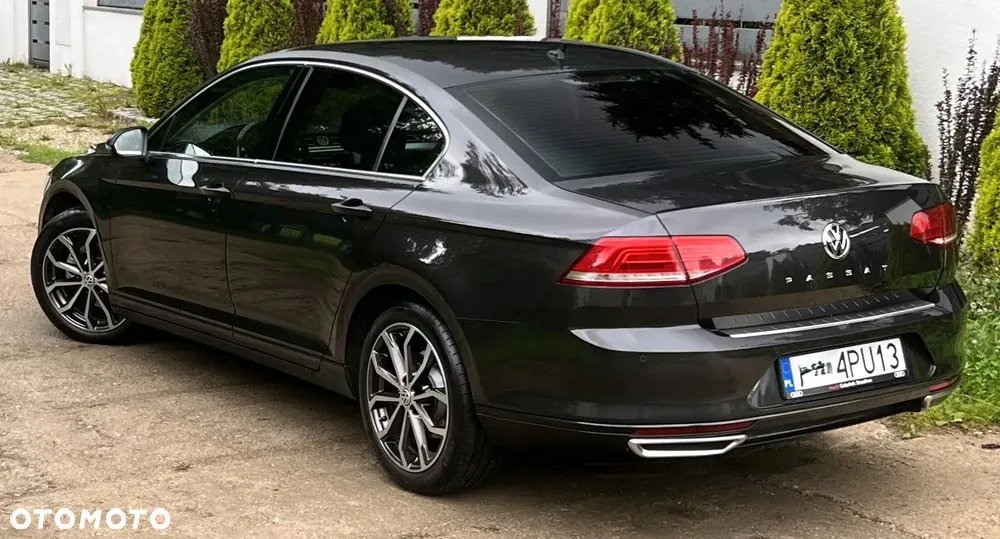 Volkswagen Passat 2019 photo 2