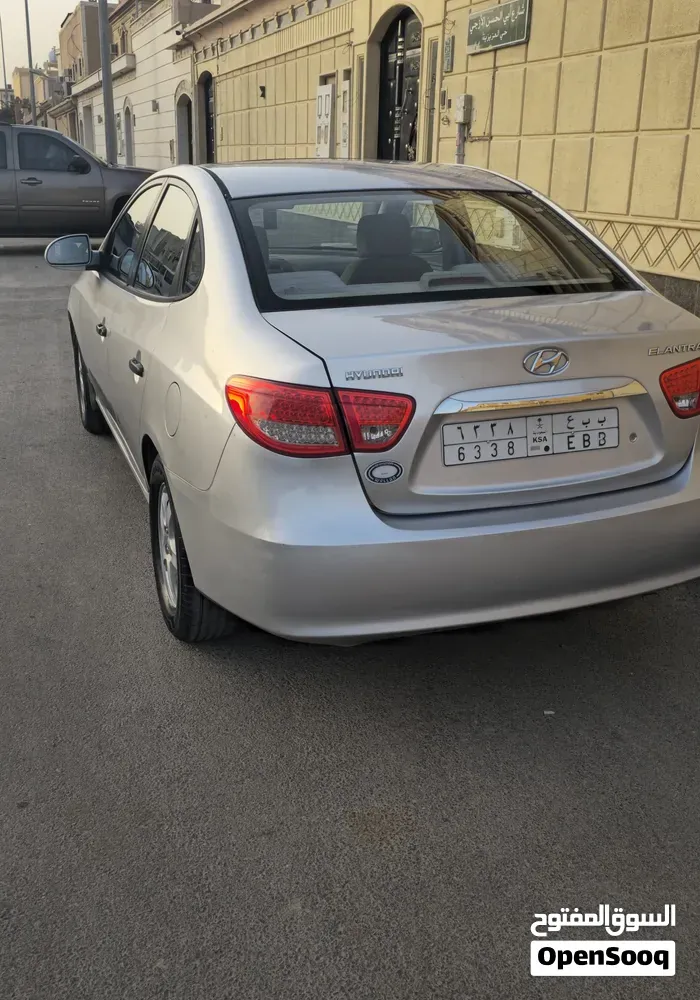 Hyundai Elantra 2010 photo 3