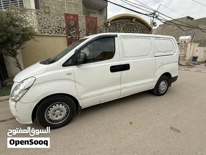 Hyundai H 100