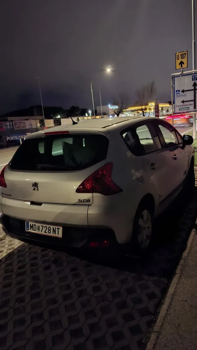 Peugeot 3008 2010 photo 2