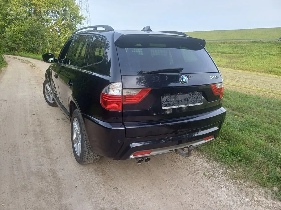 BMW X3 2010 photo 3