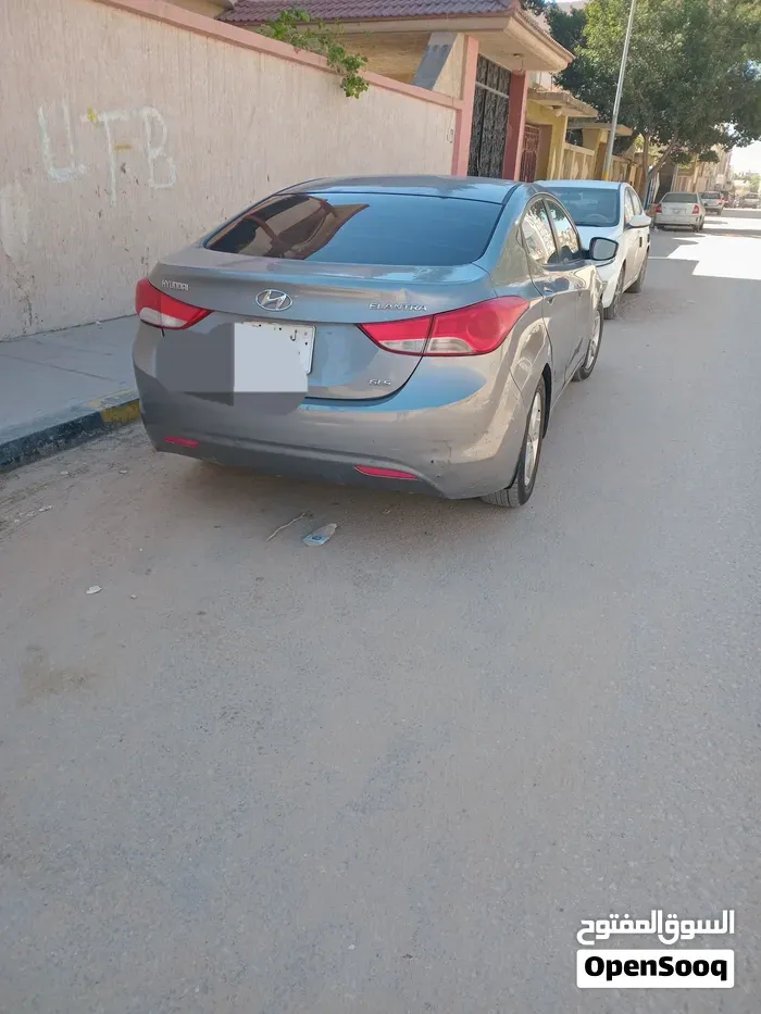 Hyundai Elantra 2012 photo 3
