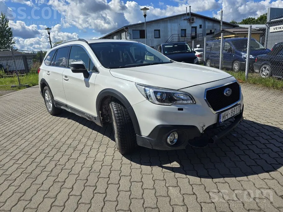 Subaru Legacy 2016 photo 2