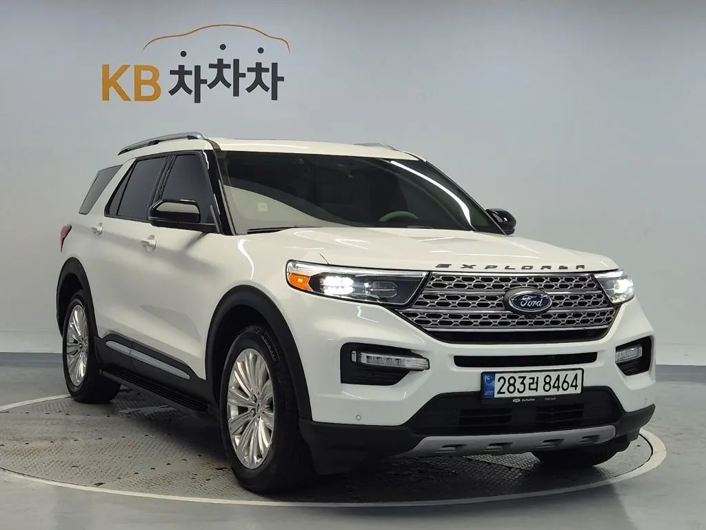 Ford Explorer 2021 photo 4
