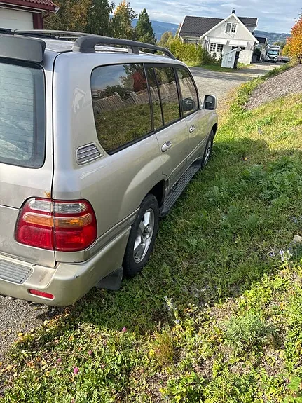 Toyota Land Cruiser 1999 photo 5