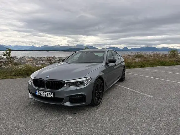 BMW 530E