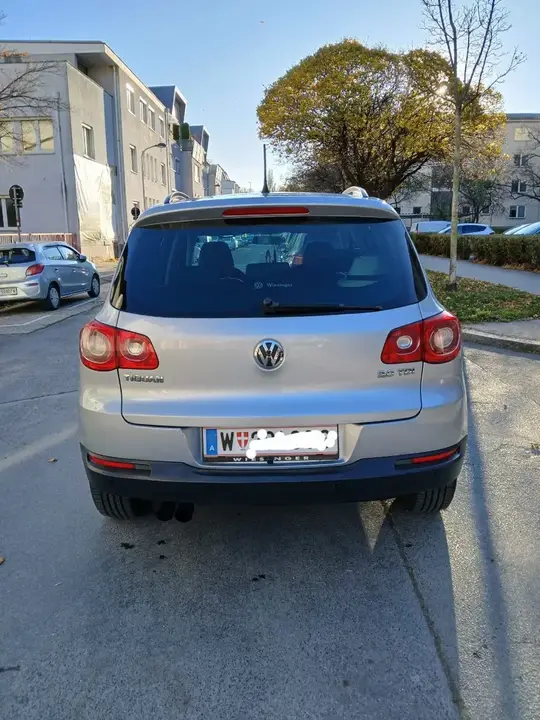 Volkswagen Tiguan 2008 photo 2